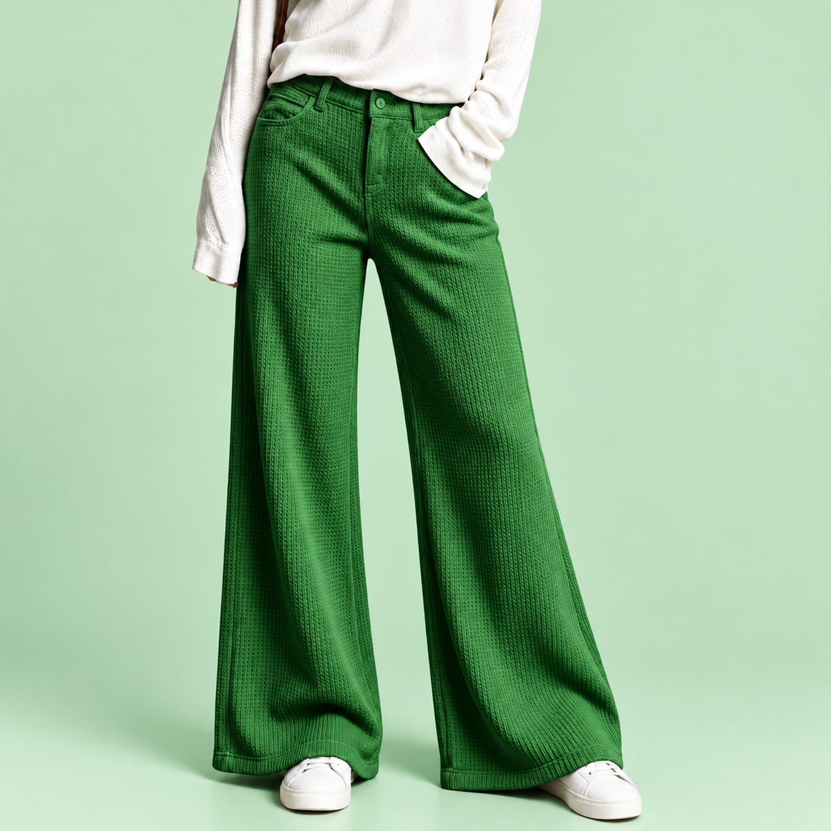 Women’s Relaxed Fit Patterned Straight-Leg Pants