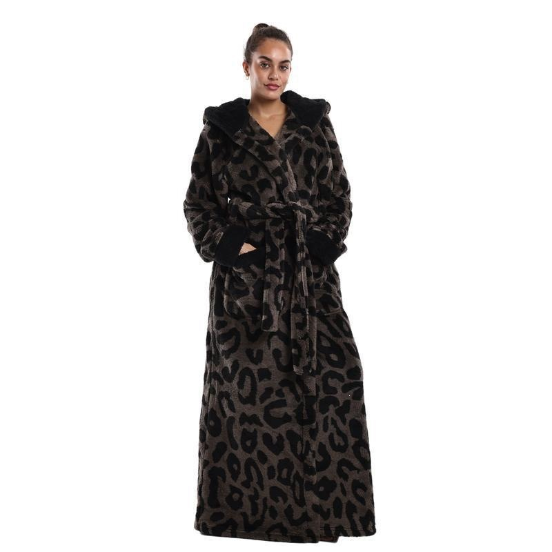 Treavhds™ Hooded Long Leopard Print Bathrobe - Thickened Flannel Fabric