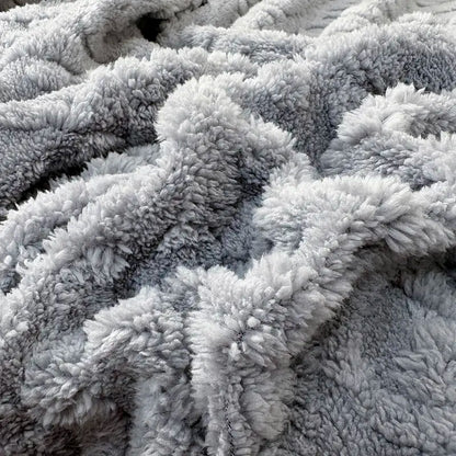 Luxury Flannel 3D Plush Fitted Sheet – Ultra-Soft, Cozy Warmth & 360° Stay-Put Fit