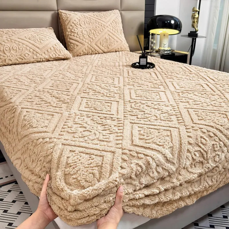 Luxury Flannel 3D Plush Fitted Sheet – Ultra-Soft, Cozy Warmth & 360° Stay-Put Fit