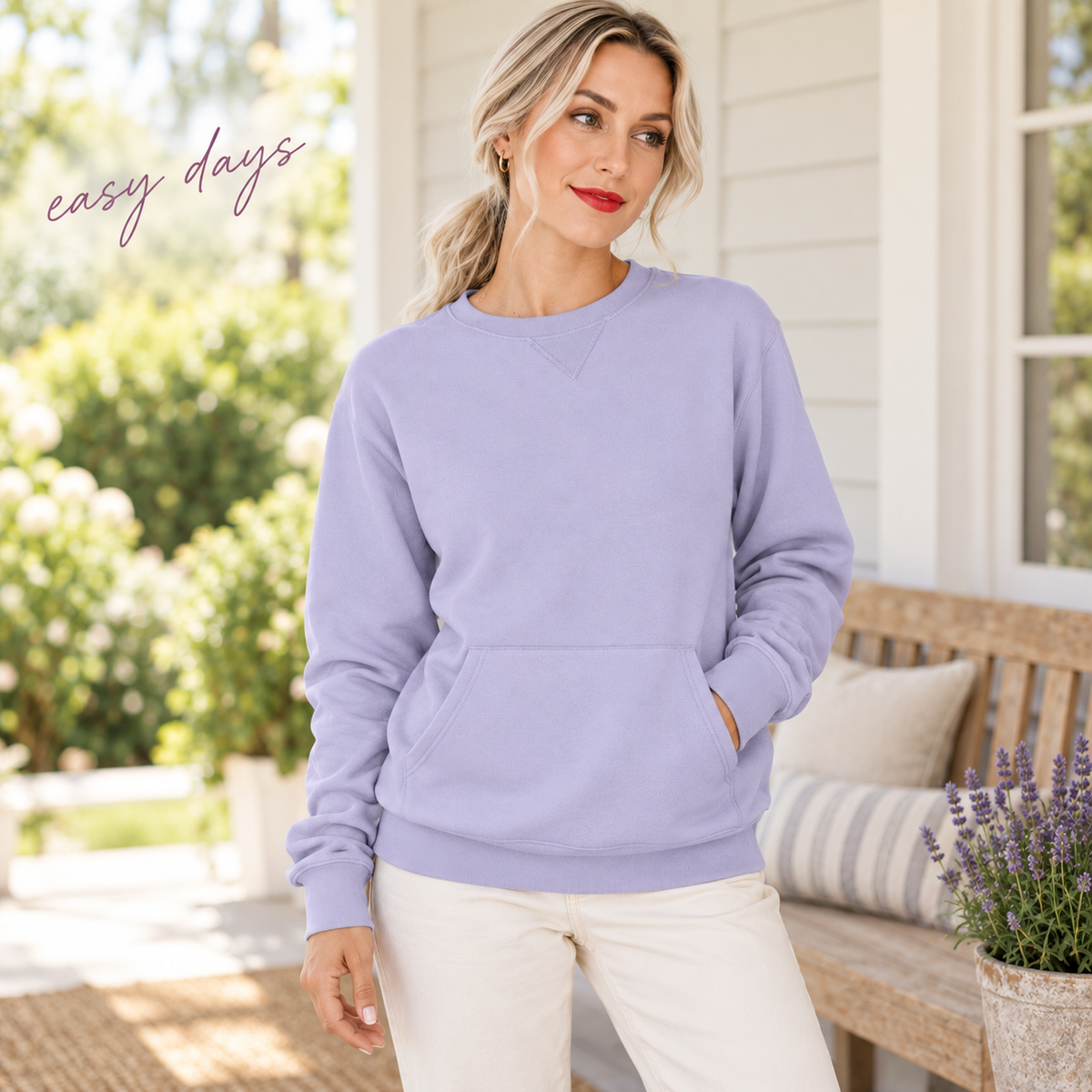 Women's Oversized Crewneck Sweatshirt with Kangaroo Pocket