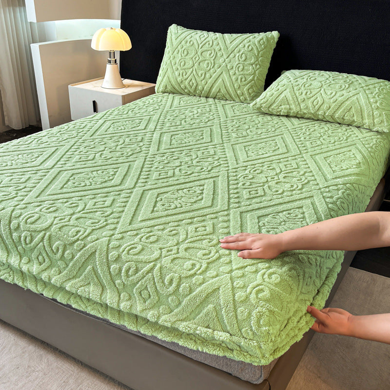 Luxury Flannel 3D Plush Fitted Sheet – Ultra-Soft, Cozy Warmth & 360° Stay-Put Fit