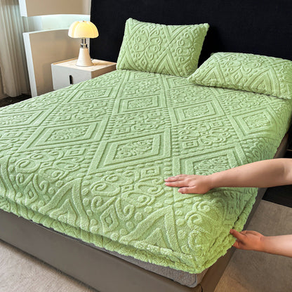 Luxury Flannel 3D Plush Fitted Sheet – Ultra-Soft, Cozy Warmth & 360° Stay-Put Fit